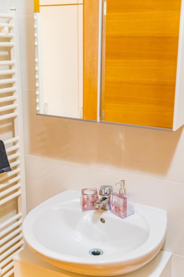 Brand New - Selfcheckins 24 - Zagreb - Garage - Loggia - New - Luxury Διαμέρισμα Εξωτερικό φωτογραφία